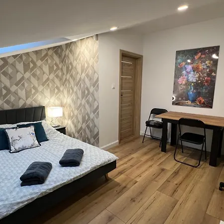 New Black Warszawa Parking Free * Wola Mrokowska