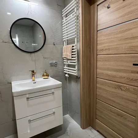 Апартаменты New Black Warszawa Parking Free *