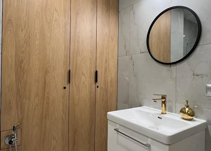 Apartament New Black Warszawa Parking Free Wola Mrokowska